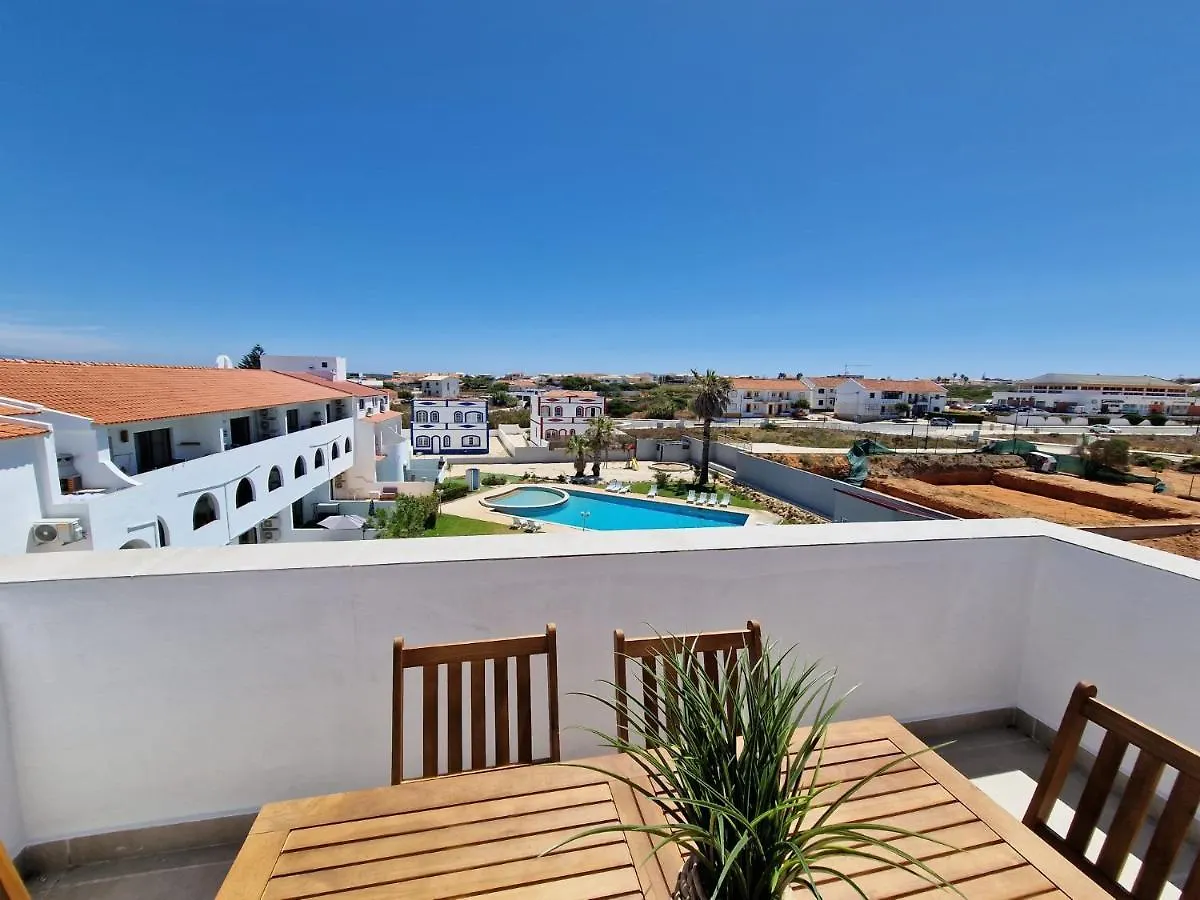 Brand New Apartment In Sagres location